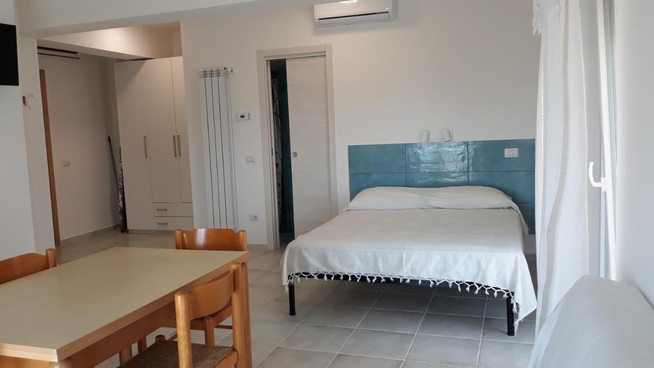 Ferienwohnung Mare Blu Gizzeria Zimmer foto